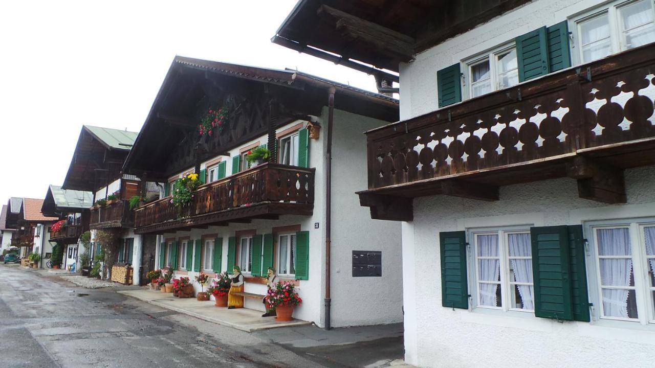 Yeti Lux - Family Garden Lodge Garmisch-Partenkirchen Luaran gambar