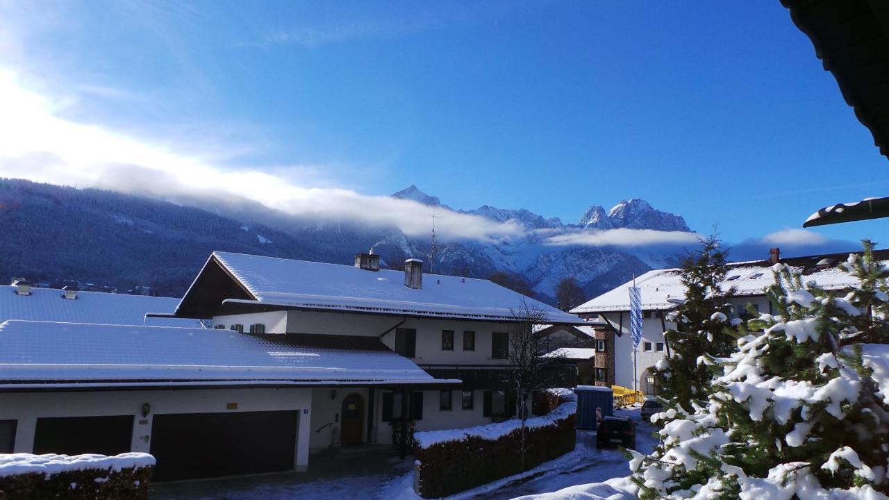 Yeti Lux - Family Garden Lodge Garmisch-Partenkirchen Luaran gambar